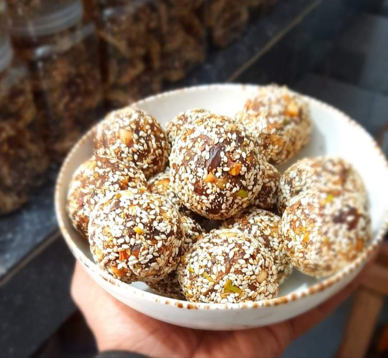 Dates Borfi – খেজুরের বরফি – Daily Food Shop